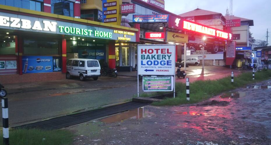 Mezban Tourist Home, Kochi 2